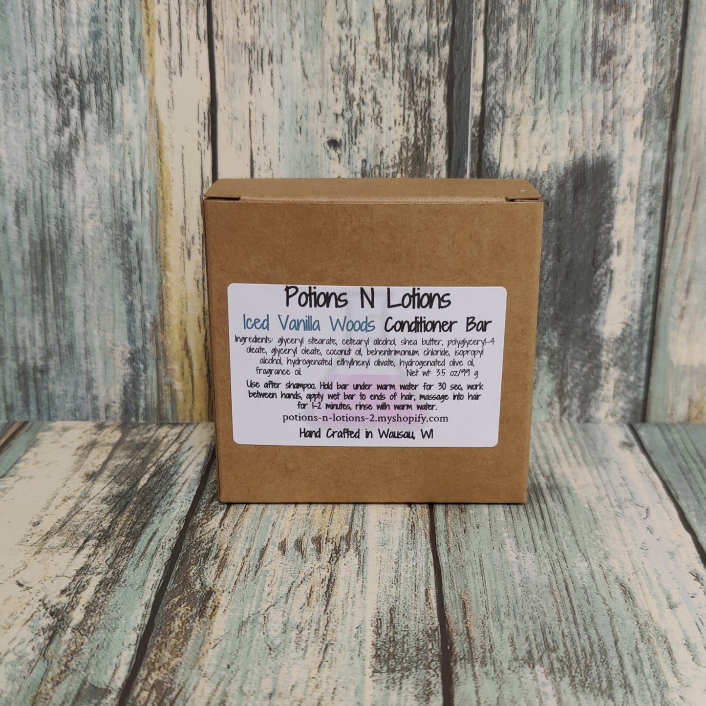 Iced Vanilla Woods Conditioner Bar